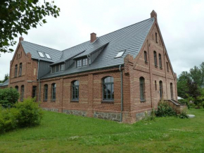 Gutshaus Altbauhof, Dargun